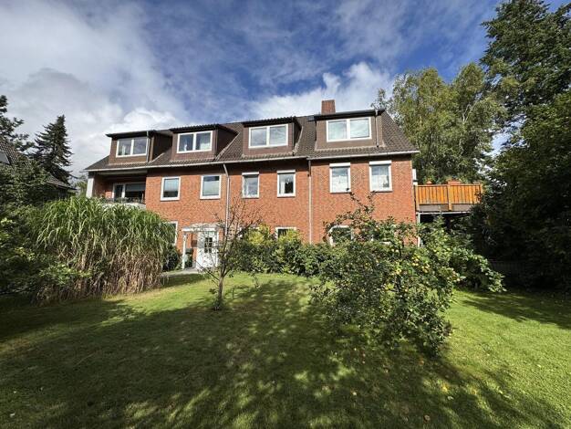 Mehrfamilienhaus zum Kauf provisionsfrei als Kapitalanlage geeignet 1.450.000 € 515 m² 1.718 m² Grundstück Rahlstedt Wandsbek 22143