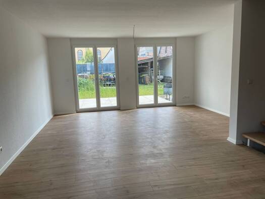 Doppelhaushälfte zur Miete 1.600 € 5 Zimmer 165 m² frei ab sofort Steinmauern 76479