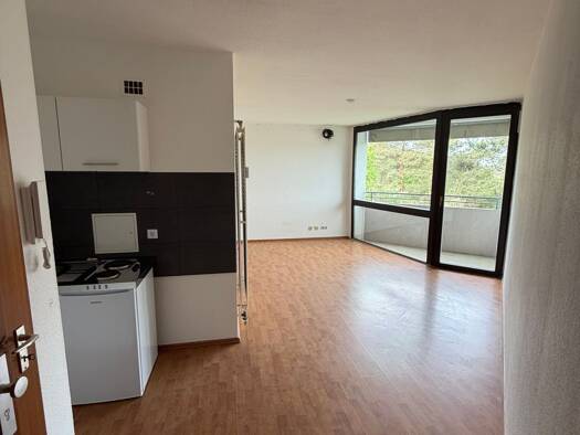Wohnung zur Miete 370 € 1 Zimmer 27,9 m² 5. Geschoss frei ab sofort Schwarzenbach Homburg 66424