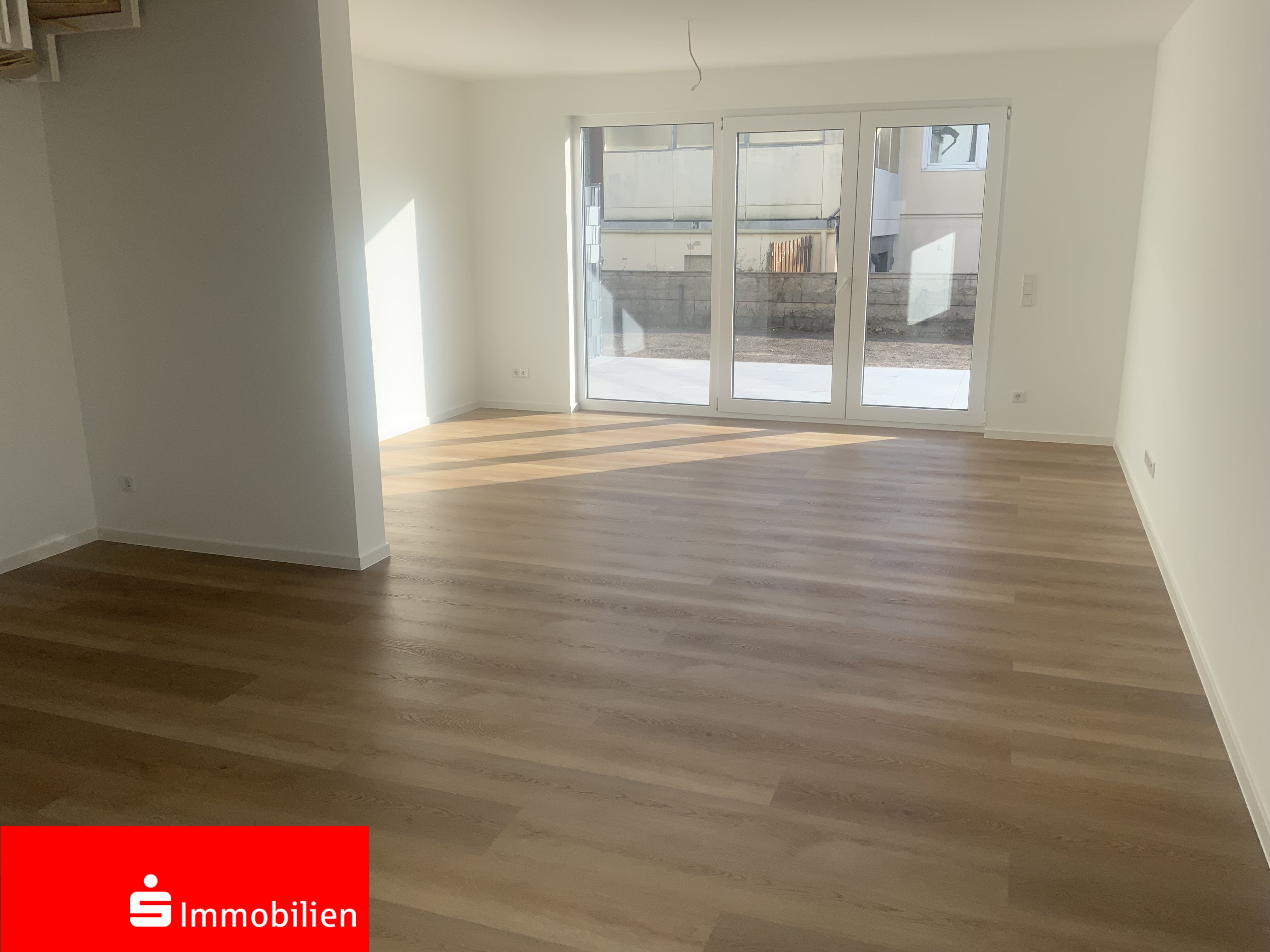 Reihenendhaus zum Kauf provisionsfrei 530.000 € 4 Zimmer 131,7 m²<br/>Wohnfläche 751 m²<br/>Grundstück Atzbach Lahnau 35633