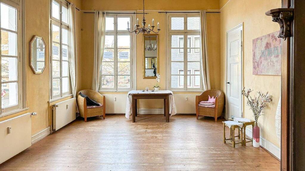 Praxis zur Miete provisionsfrei 700 € 3 Zimmer 99,8 m² Bürofläche Schwelm 58332