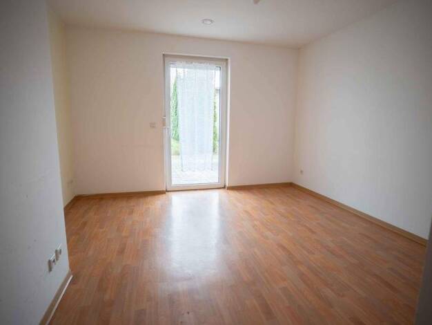 Wohnung zur Miete 385 € 2 Zimmer 42,8 m² EG frei ab sofort Neustadt 69 Prenzlau 17291
