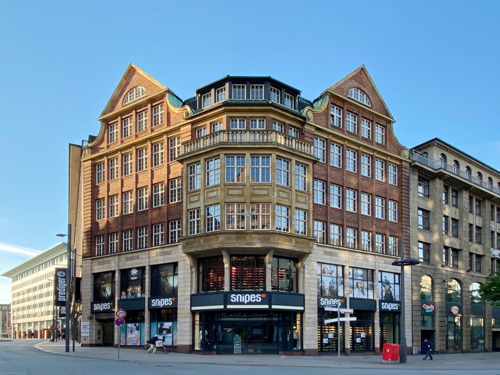 Bürofläche zur Miete provisionsfrei 24 € 244 m²<br/>Bürofläche ab 244 m²<br/>Teilbarkeit Hamburg - Altstadt Hamburg 20095