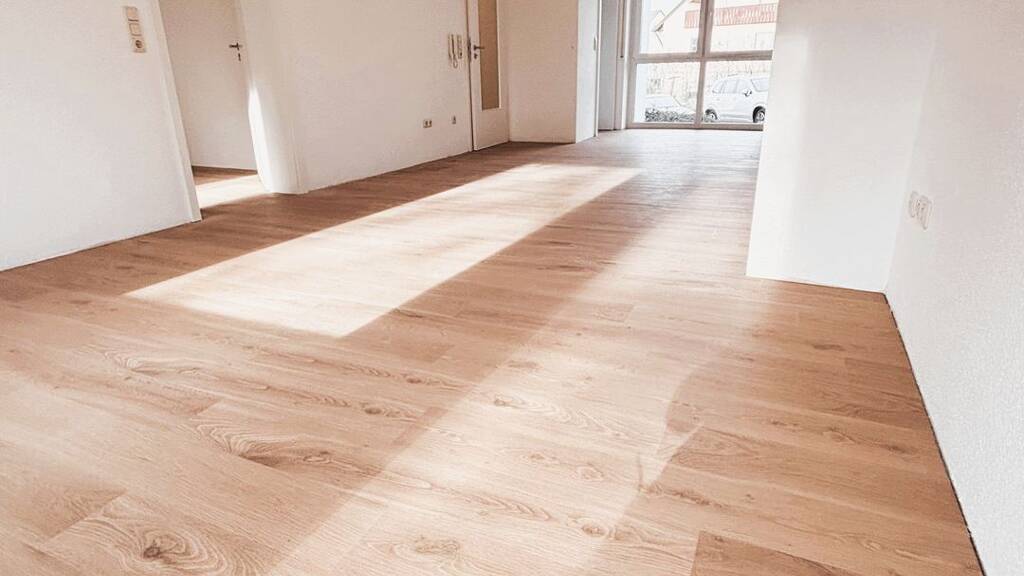 WG-Zimmer zur Miete 970 € 4 Zimmer 92 m² Geschoss EG/4 frei ab 01.05.2026 Böhmerwaldstraße 28 Kitzingen 97318