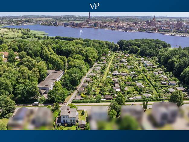 Stadthaus zum Kauf 1.150.000 € 7 Zimmer 200 m² 1.836 m² Grundstück Rostock / Gehlsdorf 18147