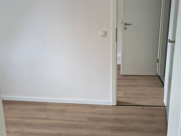 Wohnung zur Miete 430 € 2 Zimmer 37 m² Geschoss 3/3 frei ab sofort Löbtau-Süd Dresden 01159