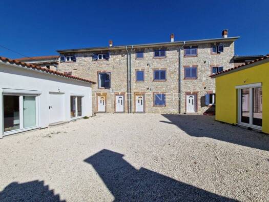Haus zum Kauf 330.000 € 7 Zimmer 129 m² Jursici, Svetvincenat Svetvinčenat