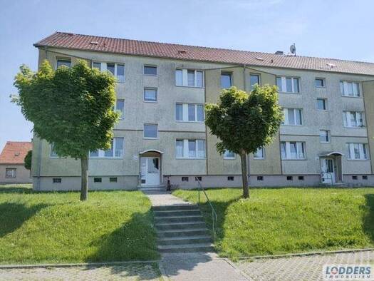 Wohnung zur Miete 310 € 3 Zimmer 69 m² 1. Geschoss Heeren Stendal OT Heeren 39576