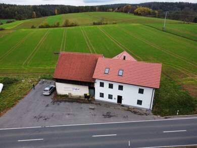 Mehrfamilienhaus zum Kauf 419.000 € 9 Zimmer 221 m² 1.759 m² Grundstück Schönthal 122 Plech Plech 91287
