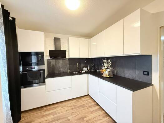 Wohnung zum Kauf 289.000 € 4 Zimmer 97,3 m² Heddesheim 68542