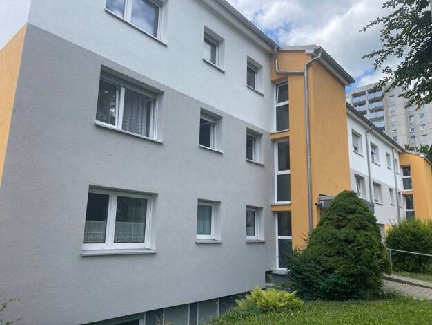 Wohnung zur Miete 396 € 1,5 Zimmer 44 m² frei ab 23.08.2025 Kantstr. 18 Blumberg Blumberg 78176