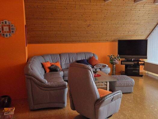 Loft zur Miete 900 € 2,5 Zimmer 95 m² 1. Geschoss frei ab sofort Rottenburg Rottenburg a. d. Laaber 84056