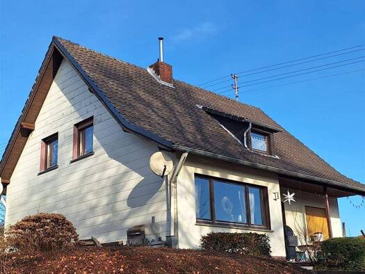 Einfamilienhaus zum Kauf 289.000 € 6 Zimmer 155 m² 1.100 m² Grundstück Leuscheid Windeck , Sieg 51570