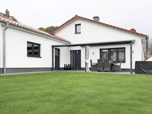 Bungalow zum Kauf 598.000 € 5 Zimmer 186 m² 573 m² Grundstück frei ab sofort Schulenburg Pattensen 30982