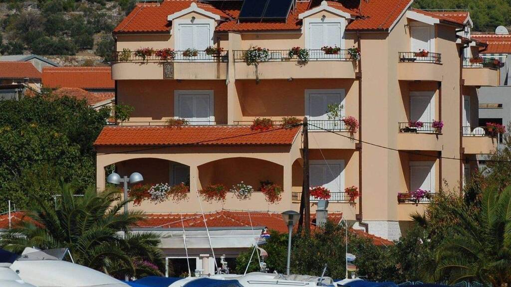 Haus zum Kauf 1.900.000 € 20 Zimmer 848 m² Tribunj 0