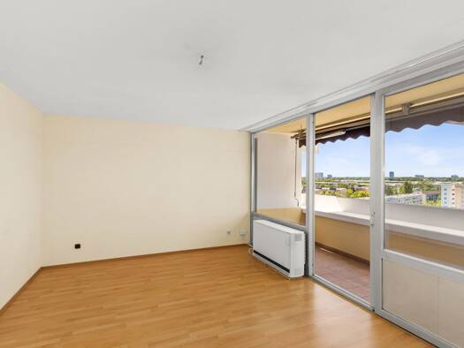 Wohnung zum Kauf 400.000 € 2 Zimmer 66,6 m² 9. Geschoss Bogenhausen München 81925