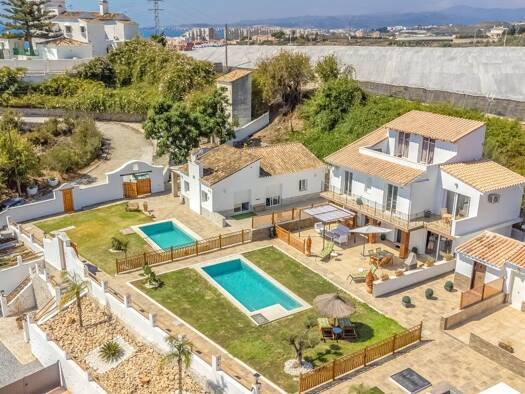 Villa zum Kauf 2.500.000 € 12 Zimmer 850 m² 6.700 m² Grundstück Arrabal Ur1 Mezquitilla 23B Vélez-Málaga 29760