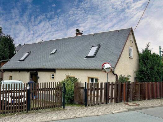 Haus zum Kauf 39.000 € 5 Zimmer 60 m² 593 m² Grundstück Oberlauterbach 08239