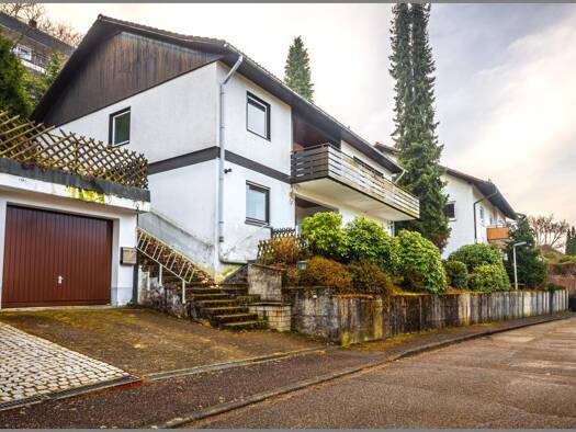 Haus zum Kauf 298.000 € 8 Zimmer 172 m² 694 m² Grundstück Lauf 77886