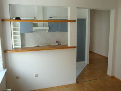 Wohnung zur Miete 270 € 1 Zimmer 40 m² 2. Geschoss frei ab 01.08.2025 Stendal Stendal 39576