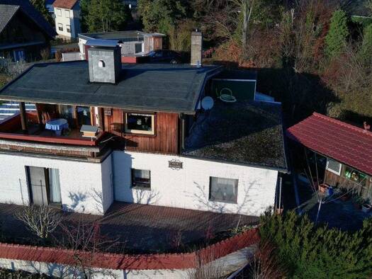 Einfamilienhaus zum Kauf provisionsfrei 325.000 € 6 Zimmer 192,6 m² 1.312 m² Grundstück Heukenberg 4 Stroit Einbeck-Stroit 37574