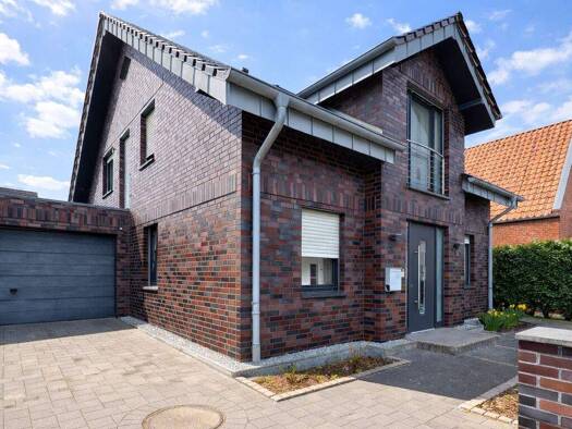 Einfamilienhaus zum Kauf 585.000 € 5 Zimmer 142,2 m² 402 m² Grundstück frei ab 01.07.2026 Lackhausen Wesel 46485