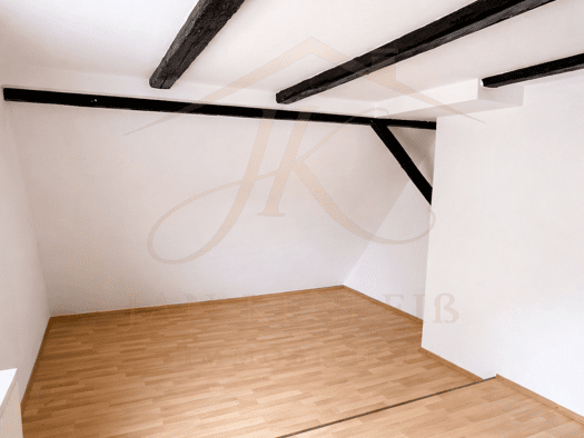 Mehrfamilienhaus zum Kauf 250.000 € 7 Zimmer 172 m² 290 m² Grundstück Haiterbach 72221