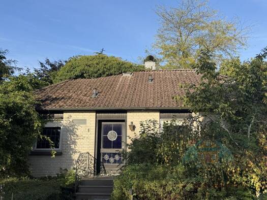 Bungalow zum Kauf 278.500 € 4 Zimmer 101 m² 1.231 m² Grundstück frei ab sofort Geldern Geldern 47608