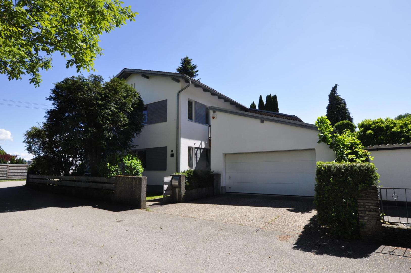 Einfamilienhaus zum Kauf 520.000 € 8 Zimmer 230 m²<br/>Wohnfläche 653 m²<br/>Grundstück Amselweg Attnang-Puchheim 4800