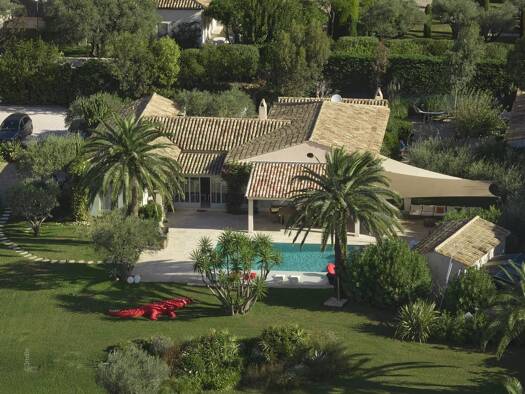 Einfamilienhaus zum Kauf 10 Zimmer 363 m² 6.545 m² Grundstück Port de Saint-Tropez Saint-Tropez 83990