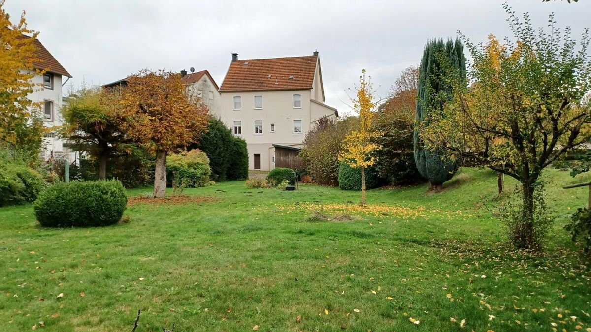 Haus zum Kauf 249.000 € 5 Zimmer 100 m²<br/>Wohnfläche 3.051 m²<br/>Grundstück ab sofort<br/>Verfügbarkeit Niedermarsberg Marsberg 34431