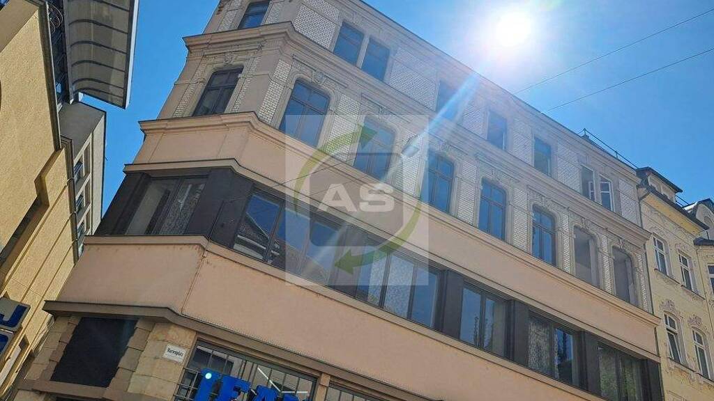 Wohnung zur Miete 749 € 4 Zimmer 102,5 m² 2. Geschoss Marienplatz 12 Innenstadt Zwickau 08056