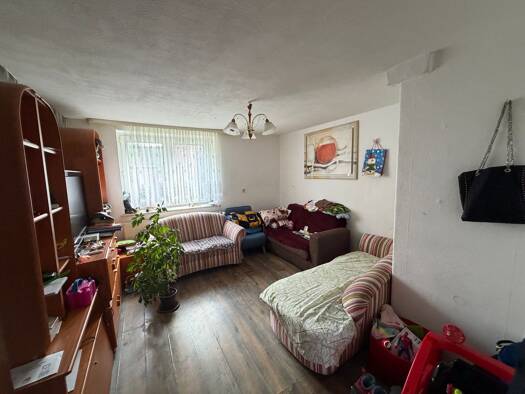 Doppelhaushälfte zum Kauf 149.000 € 5 Zimmer 125 m² 592 m² Grundstück Winsen Winsen (Aller) 29308