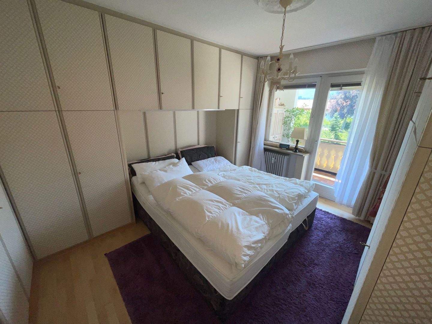 Immobilie in Bad Wiessee - Tegernsee-Traum: Sonnige 2-Zimmer-Wohnung mit Bergblick & Südlage – Sofort frei!Ein Nest im Grünen – sonnige 2-Zimmer-Eigentumswohnung mit Bergblick - Bild 2