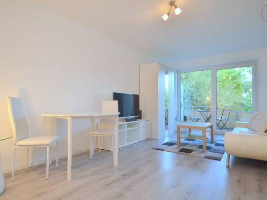 Wohnung zur Miete Wohnen auf Zeit 1.085 € 1 Zimmer 45 m² frei ab 01.10.2025 Schwaighofen Neu-Ulm 89231