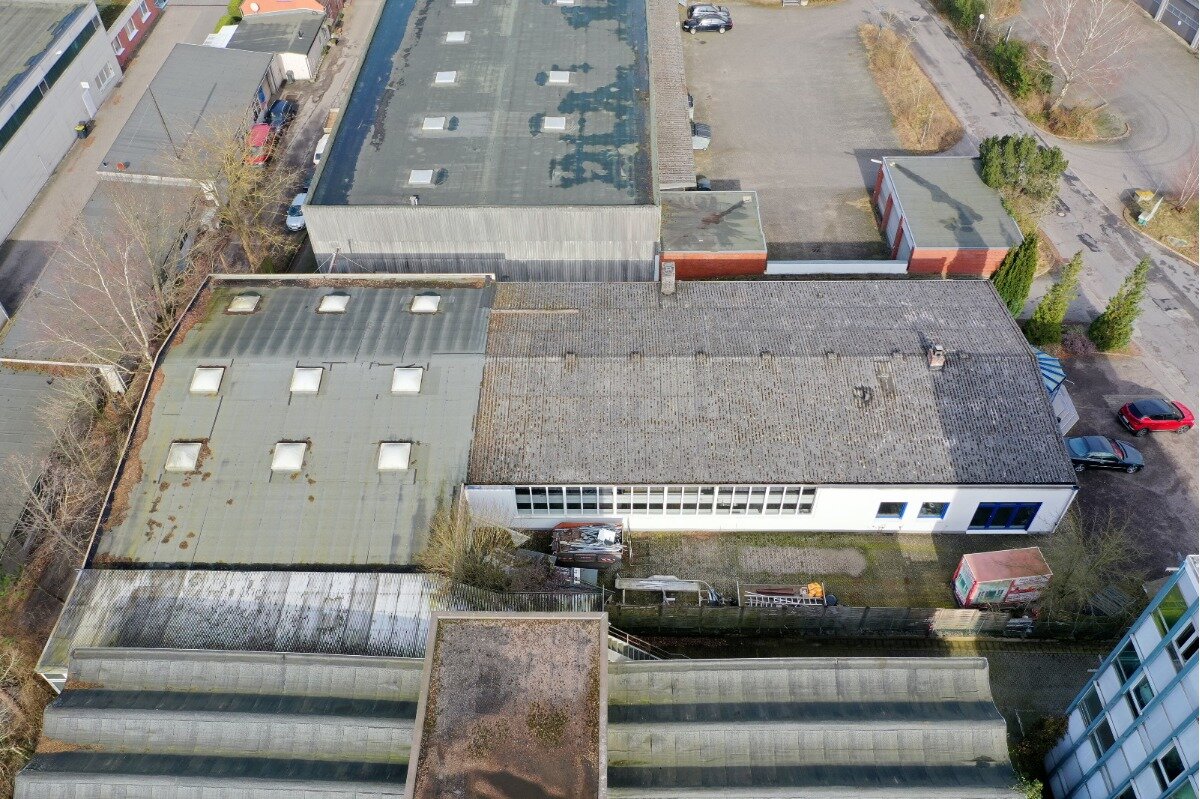 Lagerhalle zum Kauf 779.000 € 1.127 m²<br/>Lagerfläche ab 136 m²<br/>Teilbarkeit Hassee Bezirk 3 Kiel 24113