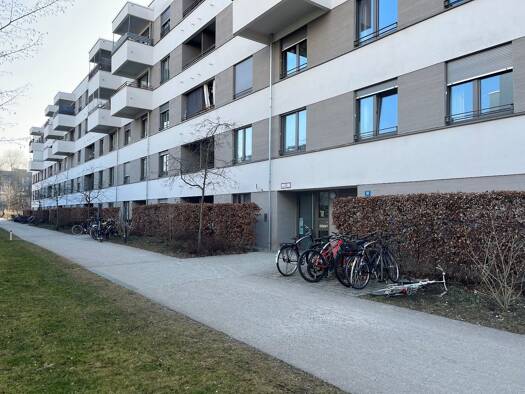 Wohnung zur Miete nur mit Wohnberechtigungsschein 956 € 2 Zimmer 80,1 m² 3. Geschoss frei ab 01.11.2026 Elisabeth-Kohn-Straße 16 Schwabing-West München 80797