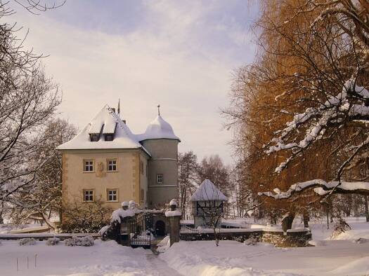 Wohnung zur Miete 900 € 4 Zimmer 100 m² Geschoss 2/3 frei ab sofort Am Wasserschloß 5 Kleinbardorf Sulzfeld 97633