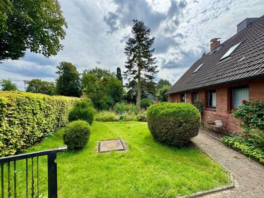 Einfamilienhaus zum Kauf 450.000 € 1.439 m² Grundstück Nahe 23866