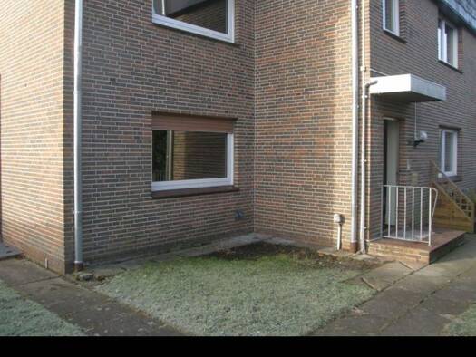 Wohnung zur Miete 750 € 2,5 Zimmer 75 m² Geschoss 1/1 frei ab sofort Bredstedt 25821