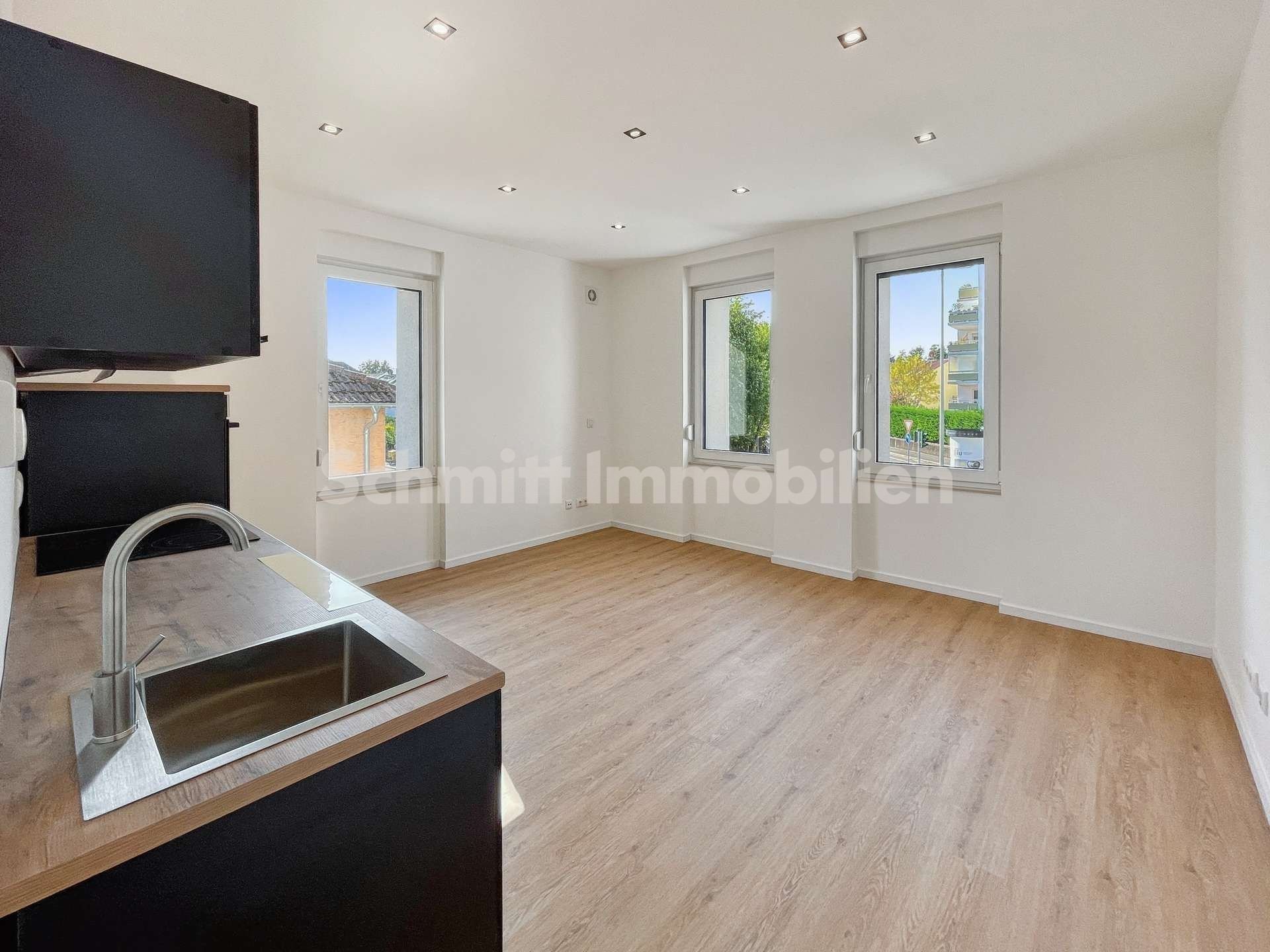 Wohnung zur Miete 1.250 € 4 Zimmer 65 m²<br/>Wohnfläche 1.<br/>Geschoss 01.10.2024<br/>Verfügbarkeit Wahlbezirk 08 Bad Homburg vor der Höhe 61350