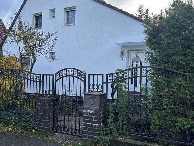 Einfamilienhaus zum Kauf provisionsfrei 640.000 € 8 Zimmer 161 m² 604 m² Grundstück Borsigwalde Berlin 13509