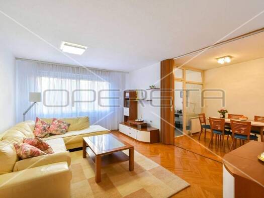 Wohnung zur Miete 1.050 € 4 Zimmer 83 m² 3. Geschoss Knez Mislav