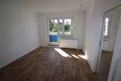 Wohnung zur Miete 280 € 2 Zimmer 54,5 m² 5. Geschoss frei ab sofort Oswald-Schmidt-Straße 13 Ebersbach Ebersbach-Neugersdorf 02730