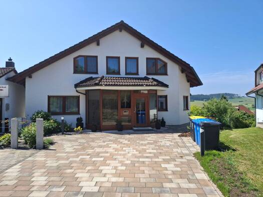Wohnung zum Kauf 258.000 € 3 Zimmer 89,8 m² Geschoss 1/1 frei ab sofort Im Belli 13 Überauchen Brigachtal 78086