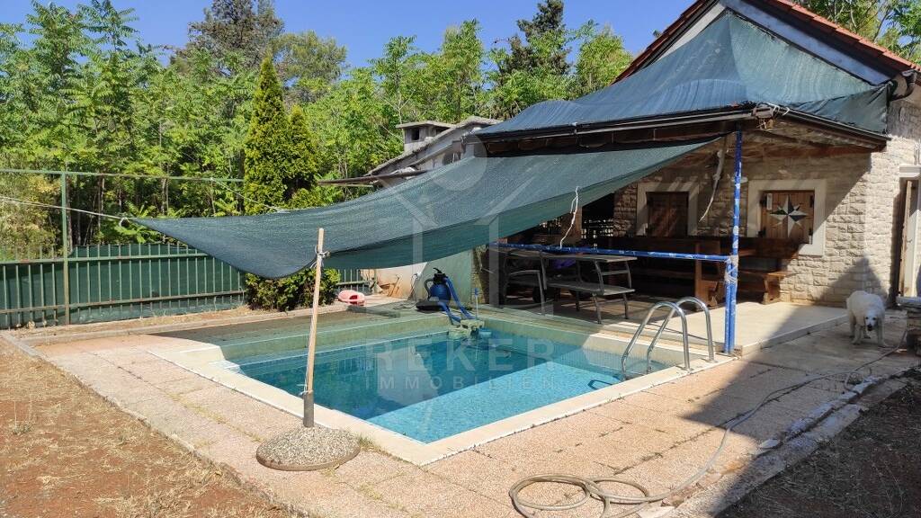 Wohnung zum Kauf 299.000 € 2 Zimmer 122 m² EG Hvar