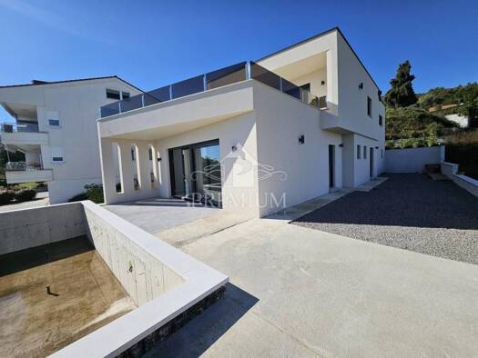 Wohnung zum Kauf 960.000 € 4 Zimmer 141 m² Lovran Lovran