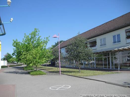 Wohnung zur Miete 359 € 2 Zimmer 55 m² Marktstr. 18-20 Gröditz 01609