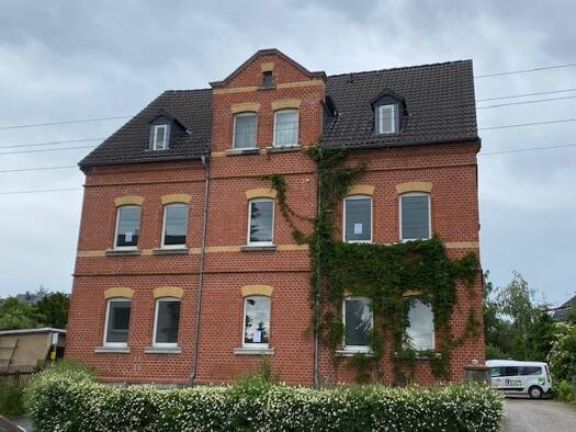 Mehrfamilienhaus zum Kauf 95.000 € 10 Zimmer 270 m² 235 m² Grundstück Straße der Einheit 17 Wüstenbrand Hohenstein-Ernstthal 09337