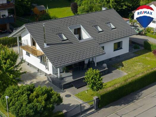 Mehrfamilienhaus zum Kauf 598.000 € 8 Zimmer 178 m² 795 m² Grundstück Hohentengen Hohentengen am Hochrhein 79801